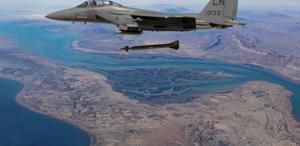 ABD tek başına harekete geçti Ülkenin can damarı 2 tonluk bombalarla vuruldu