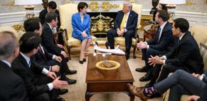 Trump’tan Japonya Başbakanı’nın yanında şok Pearl Harbor çıkışı