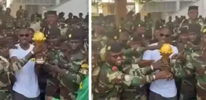 Şampiyonluk gidince delirdiler Kupayı askeri üsse götürüp tehdit ettiler