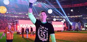 Ne oldu sana Muslera Son hali çok şaşırttı