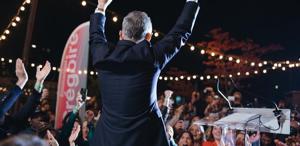 Paris’te sol kazandı: Eski adalet bakanını yenen Emmanuel Gregoire belediye başkanı seçildi