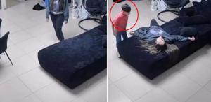 8 yaşındaki çocuk, annesinin hayatını kurtardı