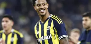 Oosterwolde, Türkiye-Romanya maçı biter bitmez telefona sarıldı