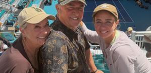 Her gören aynı yorumu yaptı Fatih Terim ailesiyle birlikte Miami Açık tenis turnuvasında