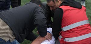 Dili boğazına kaçan takım arkadaşlarına üzülünce oyuna devam edemediler