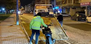 Ehliyetsiz motosikletli polisten kaçtı, ceza yağmuruna tutuldu