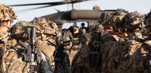 Savaşta korkulan oluyor Binlerce ABD ordusu paraşütçüsü Orta Doğu’ya ulaştı