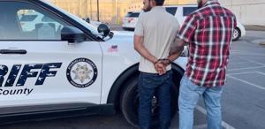 Sapığa bak sen Gece yarısı genç kadının evine gizlice girip...