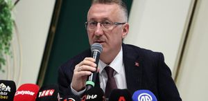 Adapazarı Belediyesi’nde milyonlarca liralık ikram bedeli iddiası