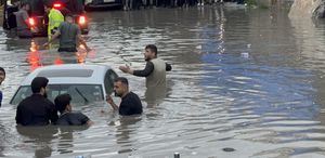 Irak’ın Erbil kentinde etkili olan yağış hayatı olumsuz etkiledi