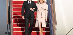 Macron çiftinden Trump’a Seul’de “Sevgi dolu“ yanıt