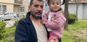 Parktan topladıkları bitki az kalsın minik çocuğun canına mal oluyordu