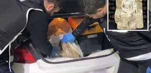 Edirne’de yurt dışına kaçırılmak istenen 2 bin yıllık heykel ele geçirildi