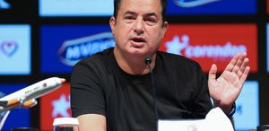 Acun Ilıcalı’nın Hull City’si lider Coventry ile yenişemedi