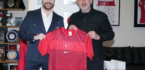 Sinan Akçıl, TFF Başkanı İbrahim Hacıosmanoğlu’nu ziyaret etti