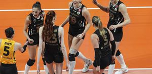 VakıfBank, Fenerbahçe’ye şans tanımadı