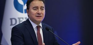 Ali Babacan: Türkiye’nin önünü açacak adım erken genel seçimdir