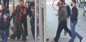 Uyuşturucu soruşturması kapsamında gözaltına alınan ünlüler Adli Tıp’a getirildi