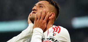 Beşiktaş taraftarından Cengiz Ünder’e protesto