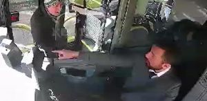 Otobüs şoförü yaptığı hareketle gönülleri fethetti