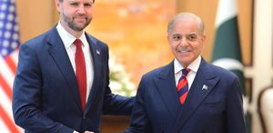 ABD ve İran heyetlerinin başkanları, Pakistan Başbakanı Şerif ile görüştü