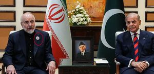 İran heyetinin başkanı unutmadı Dikkat çeken rozet detayı