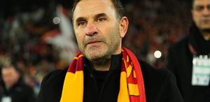 Galatasaray’dan Okan Buruk’a destek