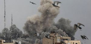 Savaşta bir ilk İran saldırılarını yönlendirmek için Çin yapımı casus uydu kullandı