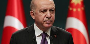 Cumhurbaşkanı Erdoğan, Turgut Özal’ı vefat yıl dönümünde andı