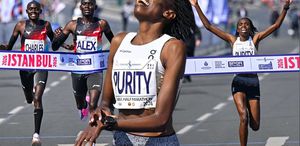 21. İstanbul Yarı Maratonu’nu kazananlar belli oldu Kenyalı ikizler zirvede