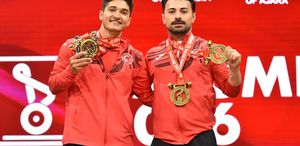 Milli halterci Muhammed Furkan Özbek, rekor kırarak Avrupa şampiyonu oldu