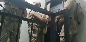 İzmir’de, okul saldırılarına ilişkin paylaşımlarla ilgili 30 gözaltı