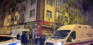 Trafikte garip olay: Taksiciye kızan yaya çılgına döndü