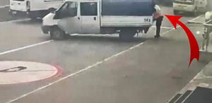 İstanbul Havalimanı’nda yer hizmetleri aracıyla kokain kolilerinin sevkiyatı kamerada