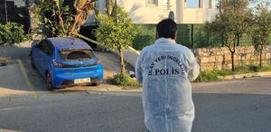 İşten dönen kadına evinin bahçesinde bıçaklı saldırı