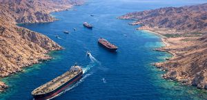 İran, biri İsrail ile bağlantılı iki gemiyi ele geçirdi