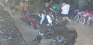 Manavgat’ta eski başkanın rüşvet parası motosikletle taşınmış