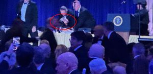 Trump’ın yemeğinde silahlı saldırı Gizli servis anında müdahale etti