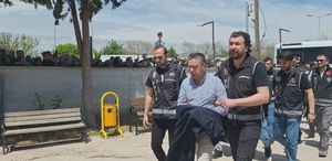 Halfeti Belediyesi’nde yolsuzluk operasyonu: 46 kişi adliyeye sevk edildi