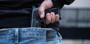 Tartıştığı kardeşini tabanca ile öldürdü