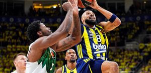 Fenerbahçe, Euroleague play-off serisinde 1-0 öne geçti