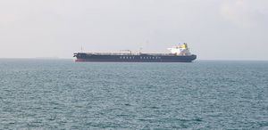 Savaşın başlamasından bu yana bir ilk LNG tankeri Hürmüz Boğazı’nı geçti