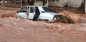 Adana’nın Kozan ilçesini sel vurdu