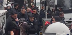 1 Mayıs gergin başladı Çok sayıda gözaltı var