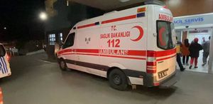 Yakının ölüm haberi üzerine hastanede tabancayla ateş açtı, gözaltına alındı