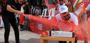 3 dakikalık yarışma olay Acıya dayanamadı, itfaiye köpükle müdahale etti