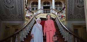 Emine Erdoğan, Belçika Kraliçesi Mathilde’ye Türk kültürünü tanıttı