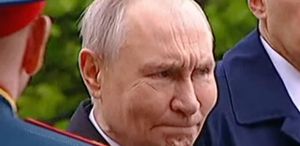 Putin’in yüzündeki ’Korkutan’ şişlik: Hastalık mı, yoksa botoks mu
