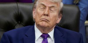 Trump toplantıda uyuyakaldı, Beyaz Saray’dan sert bir açıklama geldi