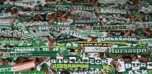 Yaprak dökümü sürüyor Şampiyon Bursaspor’da bir ayrılık daha